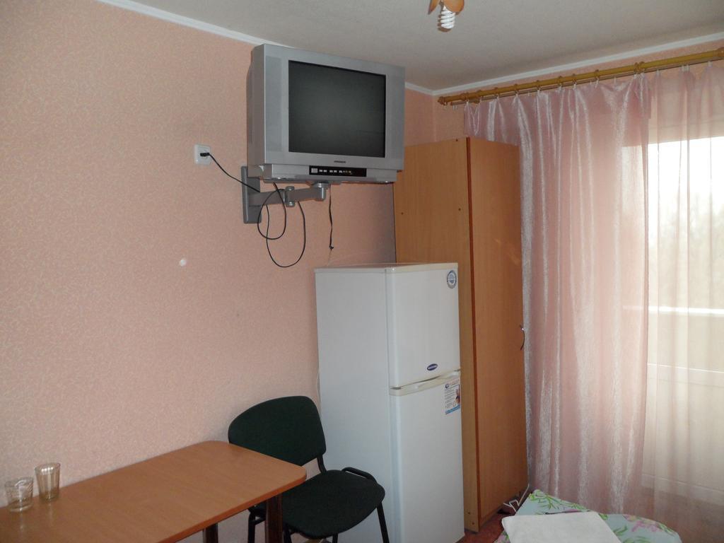 Hotel And Sport Complex Dinamo Днепър Стая снимка